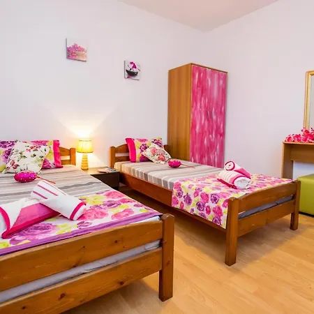 Luna Rossa 公寓 利迈纳里亚